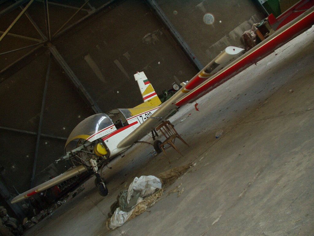 Zlin Z 142, fotografía 9 de 9