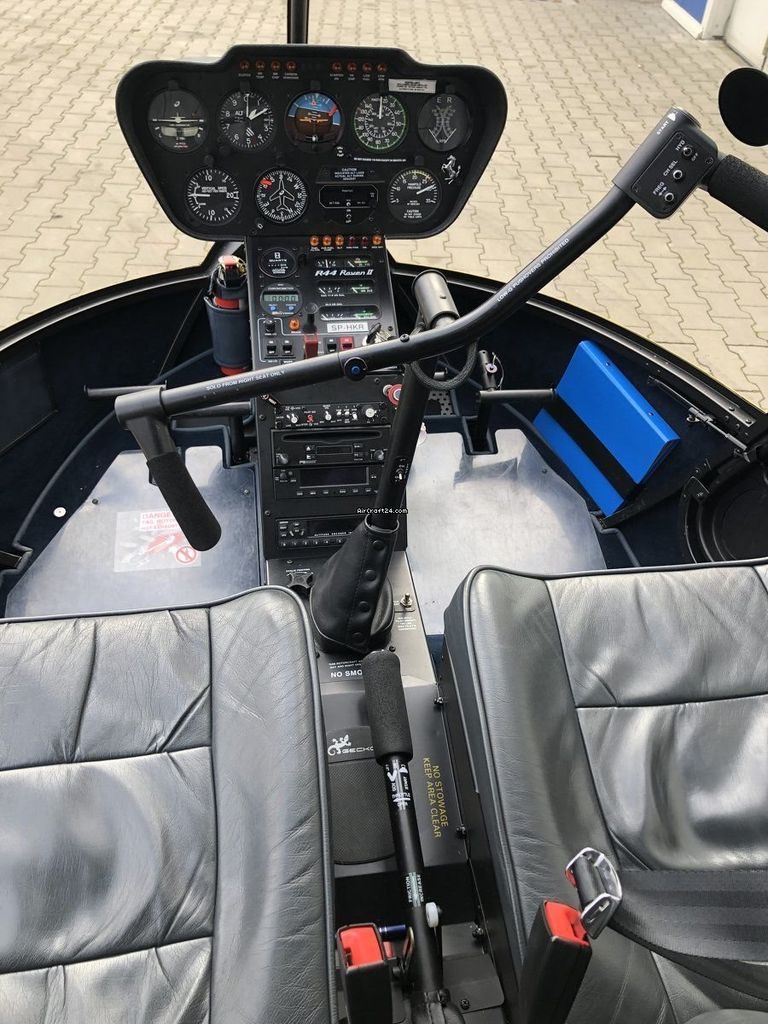 Robinson R44, fotografía 4 de 6