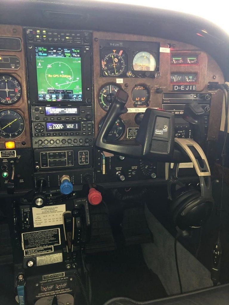 Cessna P210N, fotografía 6 de 20