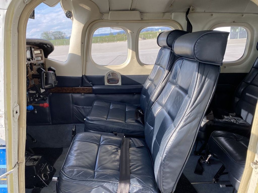 Cessna P210N, fotografía 15 de 20