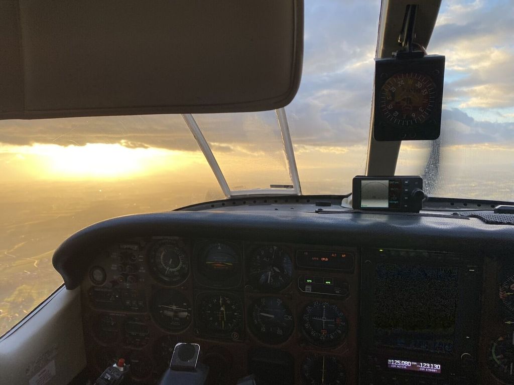 Cessna P210N, fotografía 16 de 20