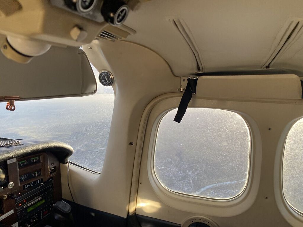 Cessna P210N, fotografía 17 de 20