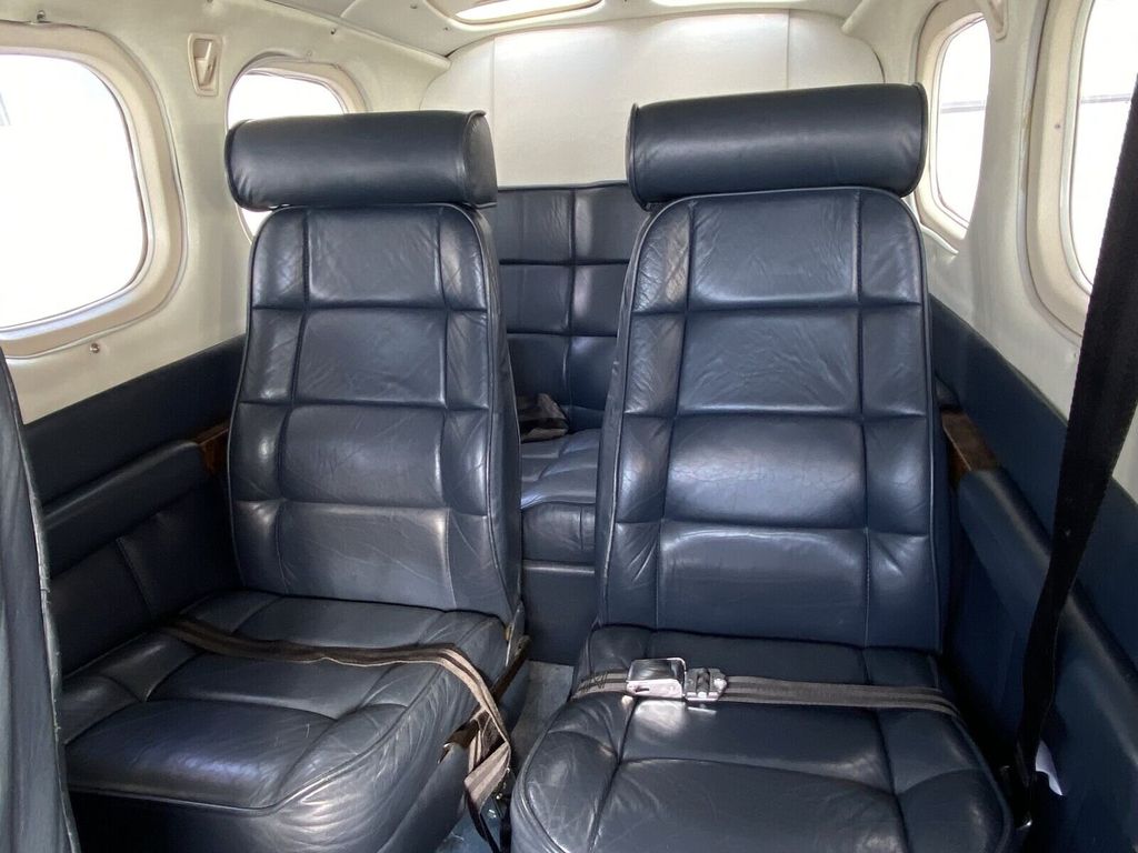 Cessna P210N, fotografía 18 de 20