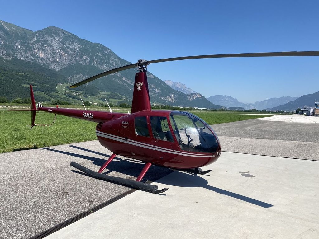 Robinson R44, fotografía 3 de 3