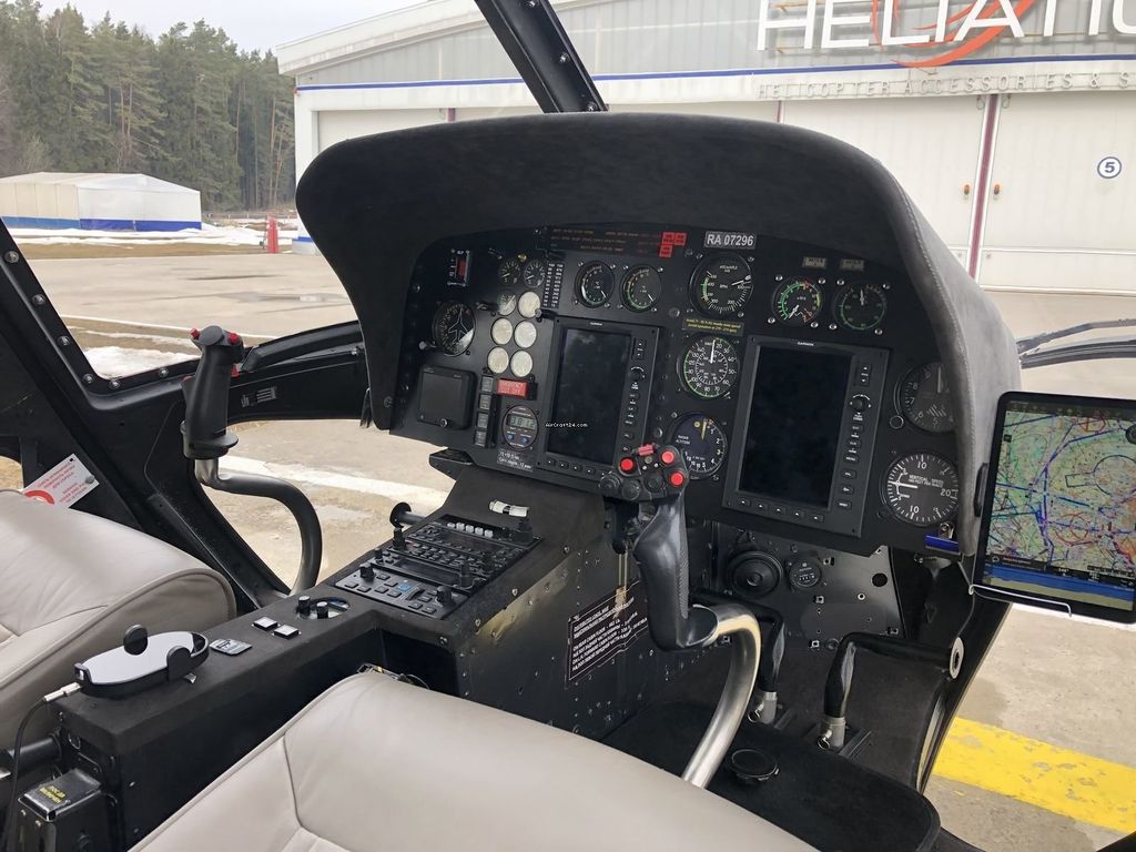 Aérospatiale AS355, fotografía 3 de 4