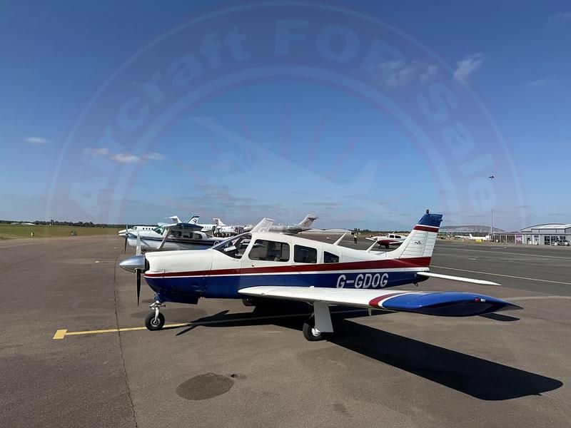 Piper PA-28 Arrow, fotografía 1 de 13