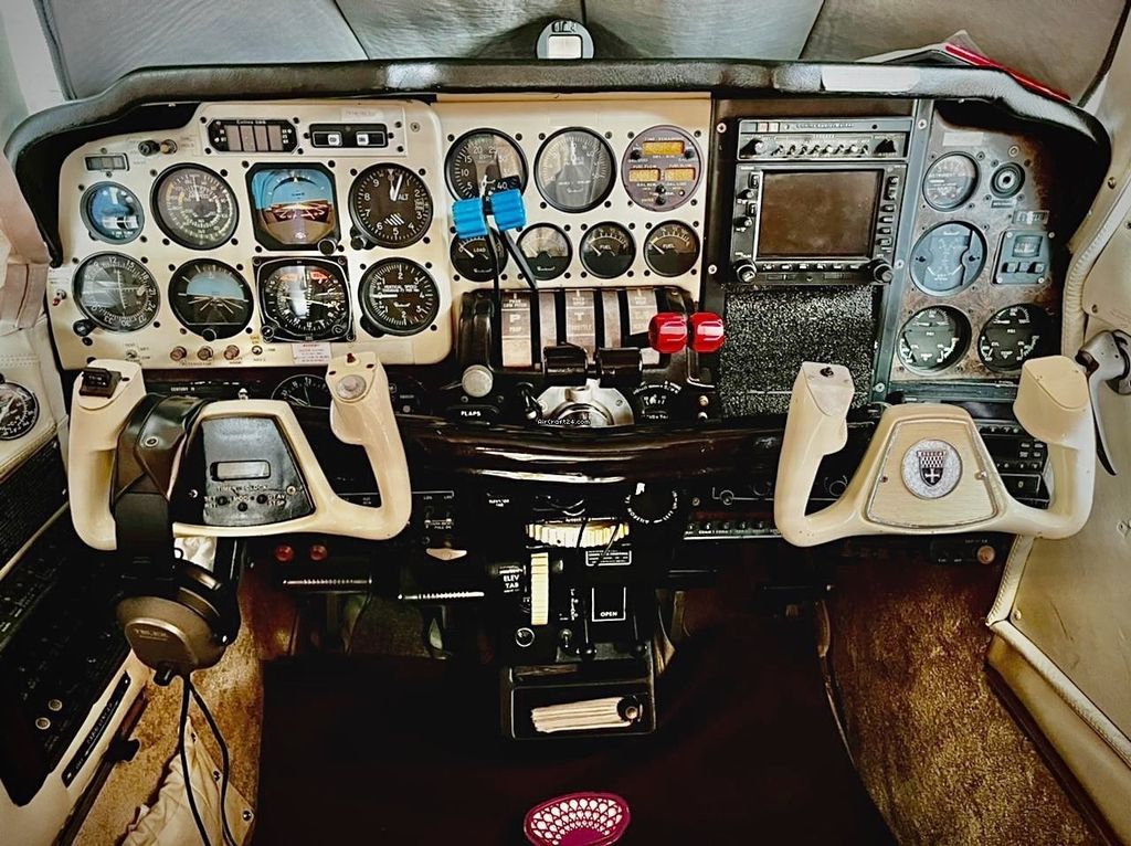 Beechcraft Baron, fotografía 2 de 9