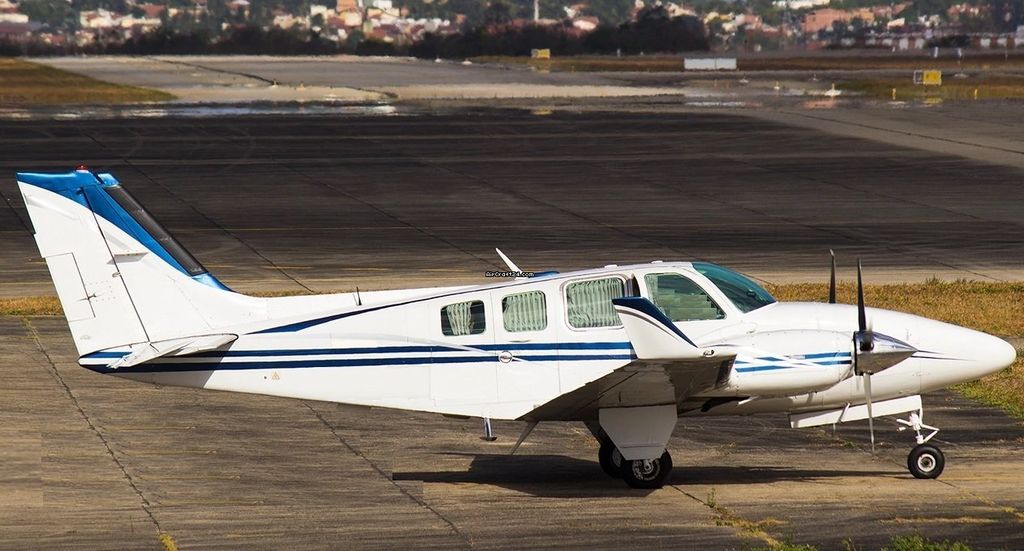 Beechcraft Baron, fotografía 6 de 9