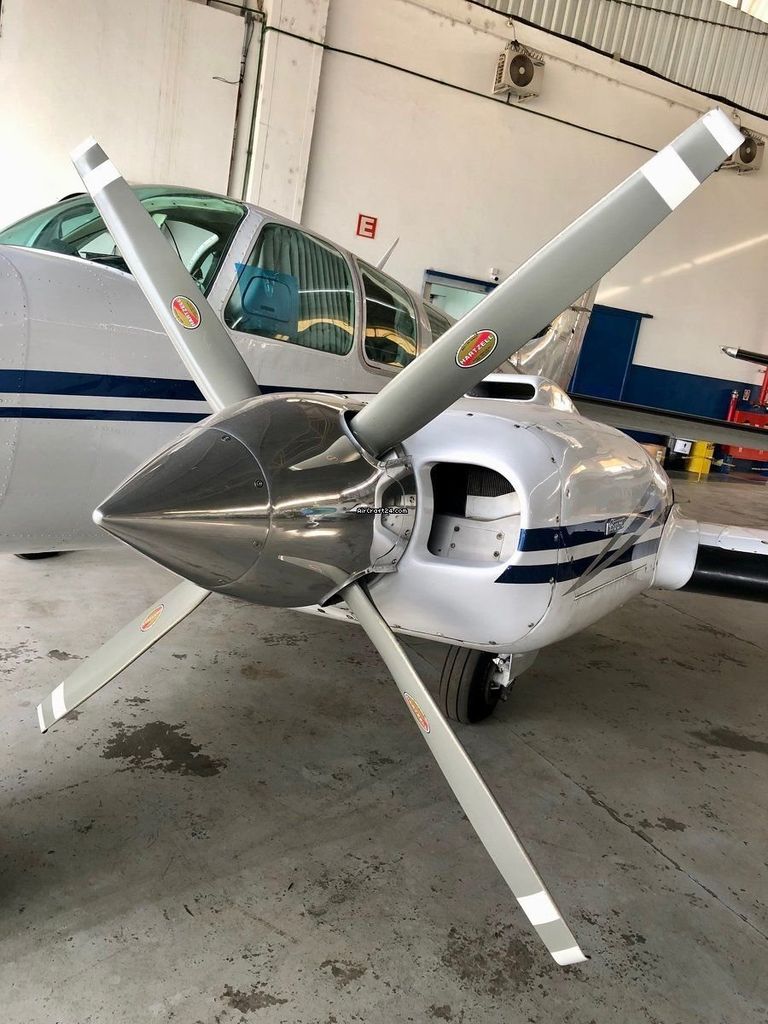 Beechcraft Baron, fotografía 8 de 9
