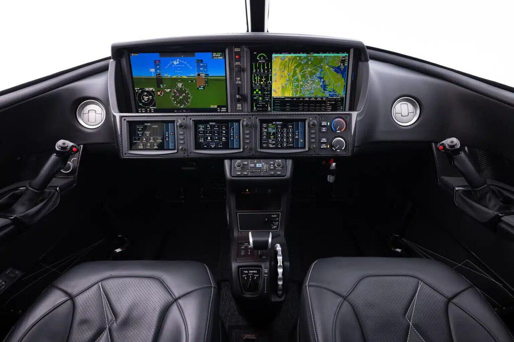 Cirrus SF50, fotografía 8 de 12