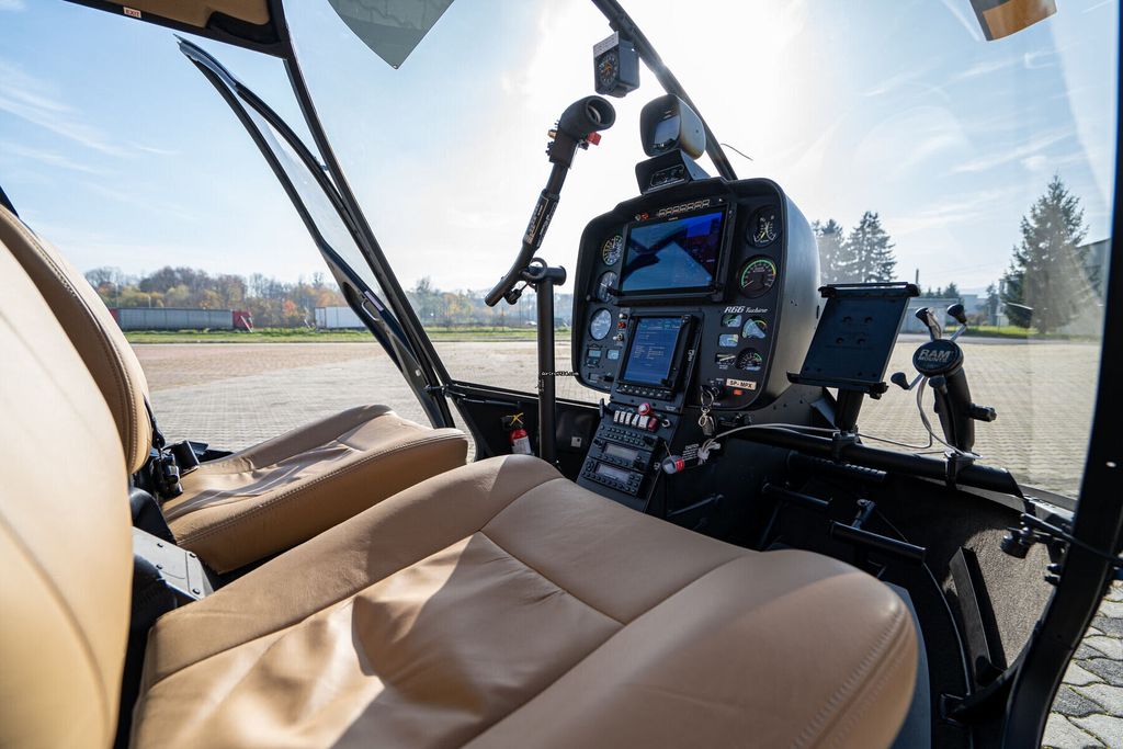 Robinson R66, fotografía 6 de 14