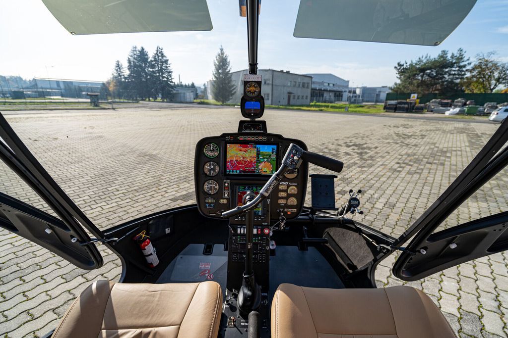 Robinson R66, fotografía 7 de 14