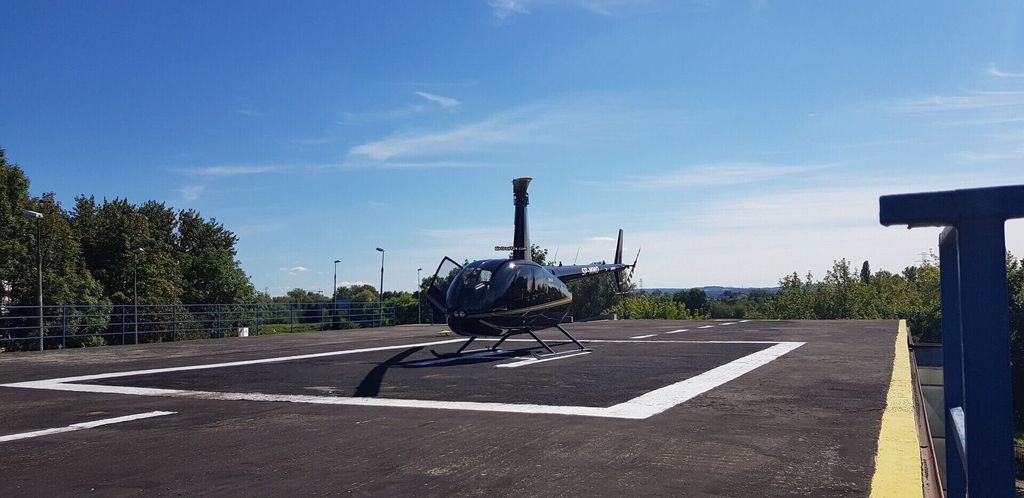 Robinson R44, fotografía 3 de 5