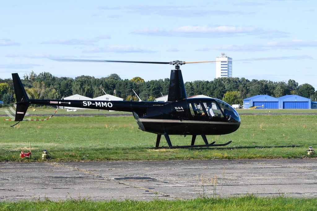 Robinson R44, fotografía 4 de 5