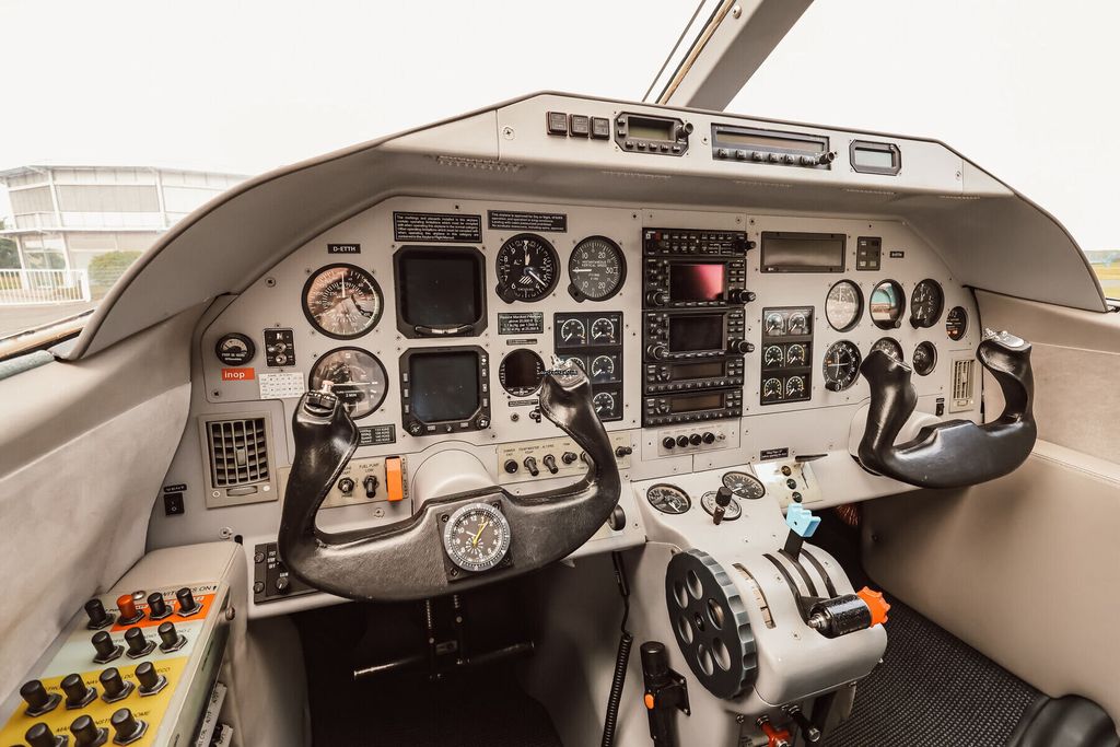 Extra EA 400, fotografía 10 de 13