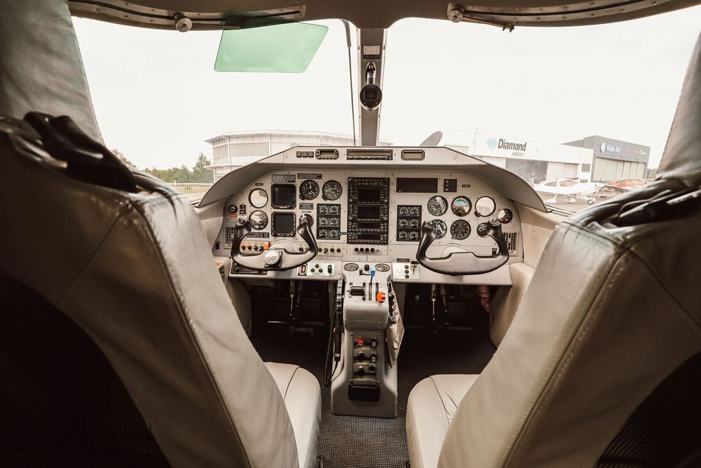 Extra EA 400, fotografía 11 de 13