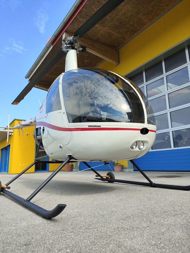 Robinson R22, fotografía 4 de 4