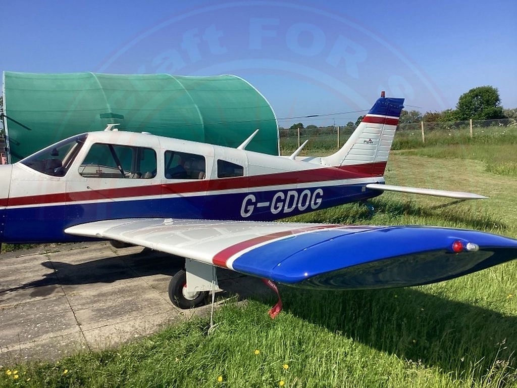 Piper PA-28 Arrow, fotografía 9 de 13