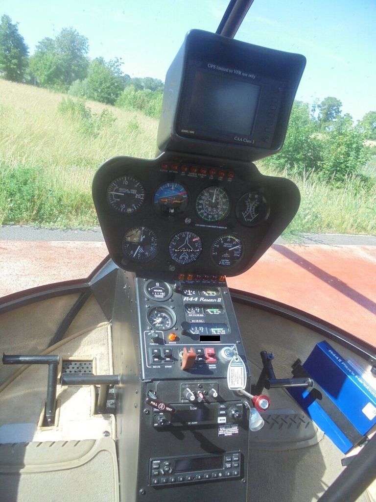 Robinson R44, fotografía 2 de 10