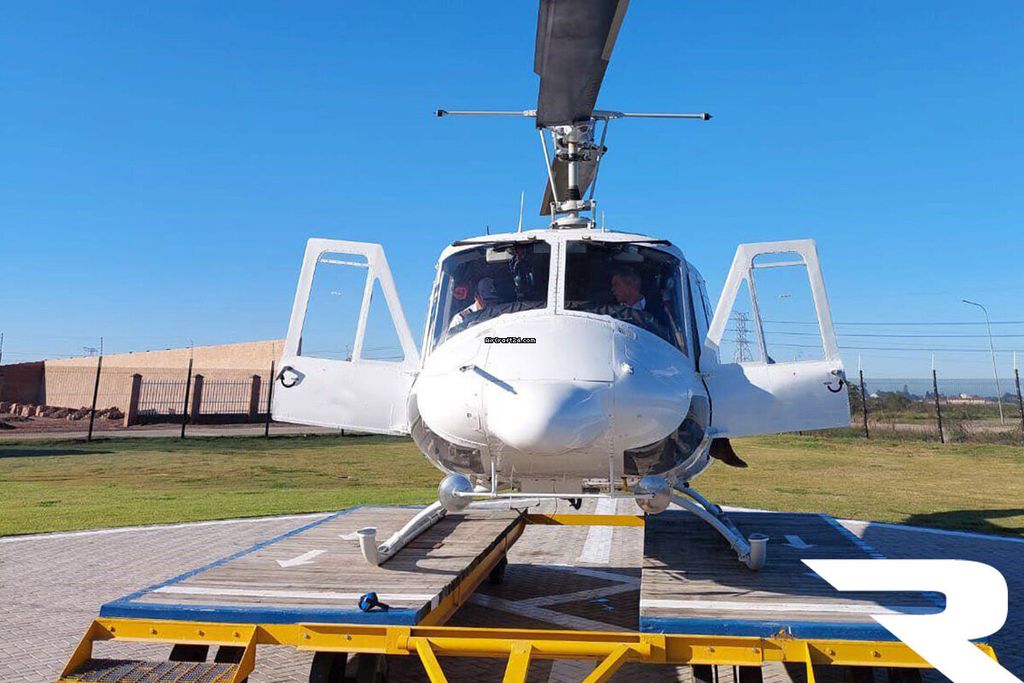 Bell 212, fotografía 5 de 8