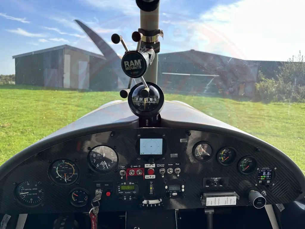 Comco Ikarus C42 FB80, fotografía 5 de 6
