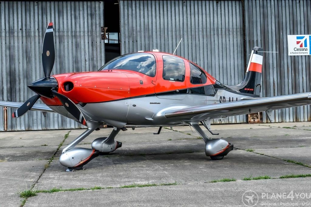 Cirrus SR22 G5 GTS, fotografía 2 de 20
