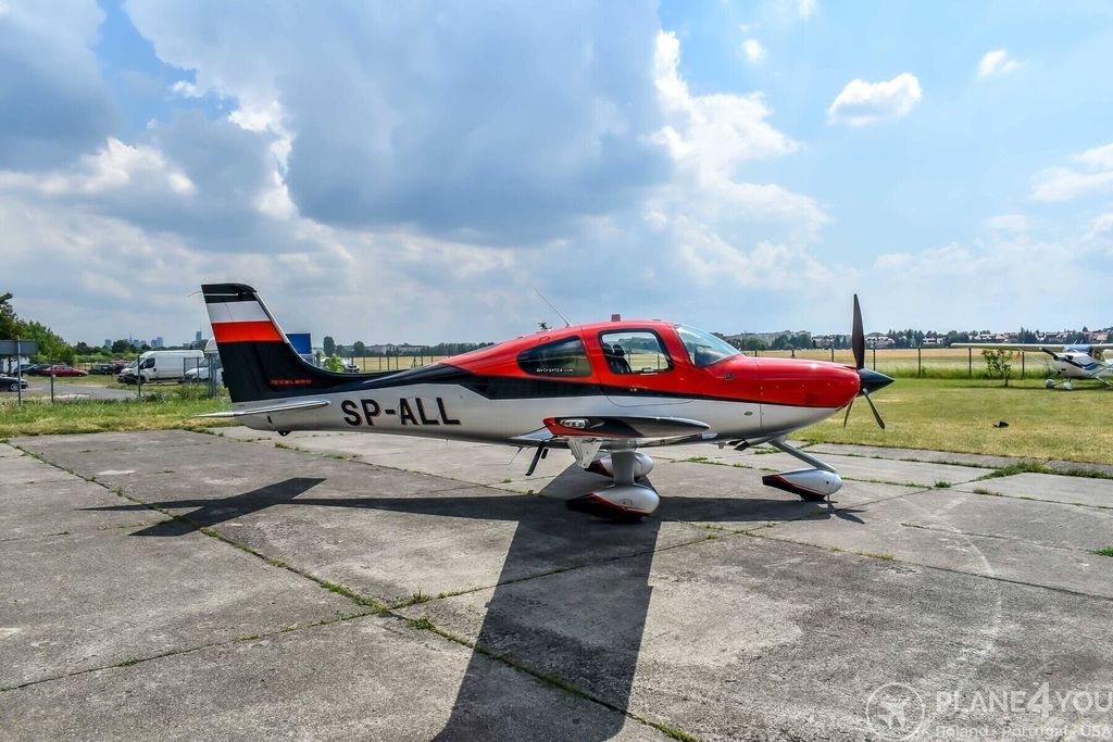 Cirrus SR22 G5 GTS, fotografía 8 de 20