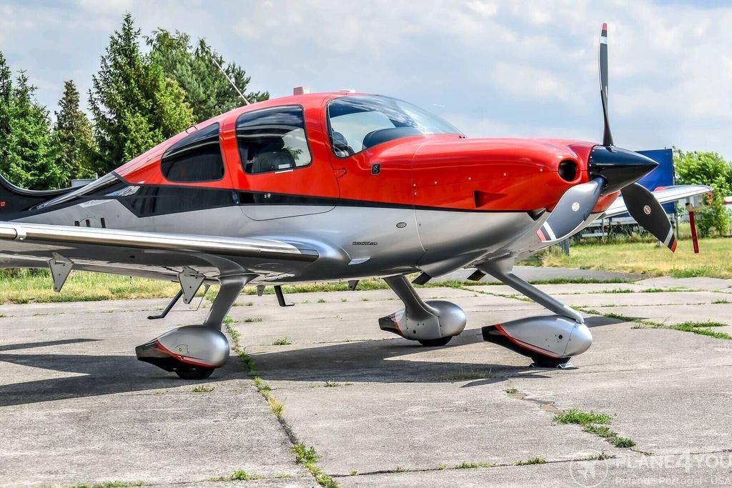 Cirrus SR22 G5 GTS, fotografía 9 de 20