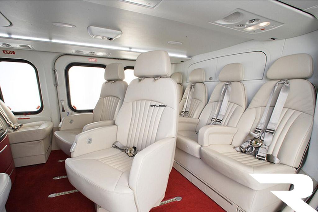 Agusta AB139, fotografía 7 de 13