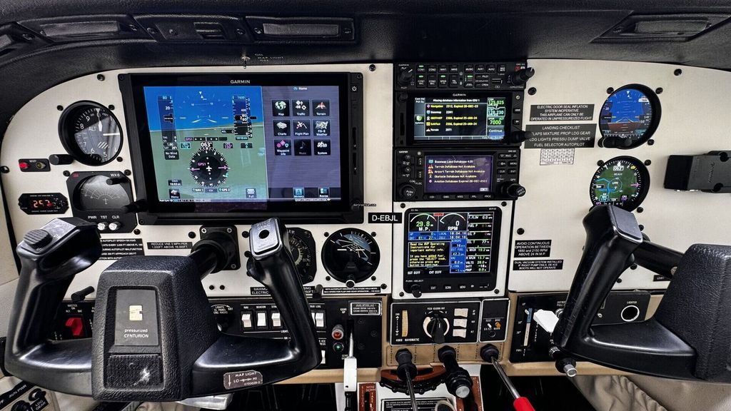 Cessna P210N, fotografía 3 de 10