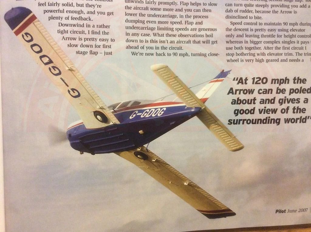 Piper PA-28 Arrow, fotografía 12 de 13