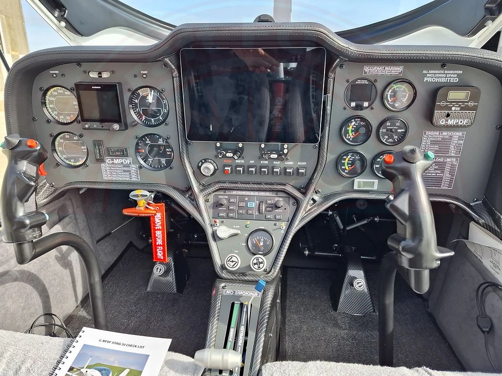 TL Ultralight TL-2000, fotografía 14 de 23