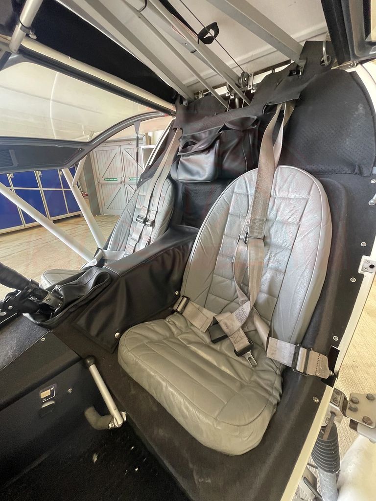 Comco Ikarus C42 FB100, fotografía 8 de 10