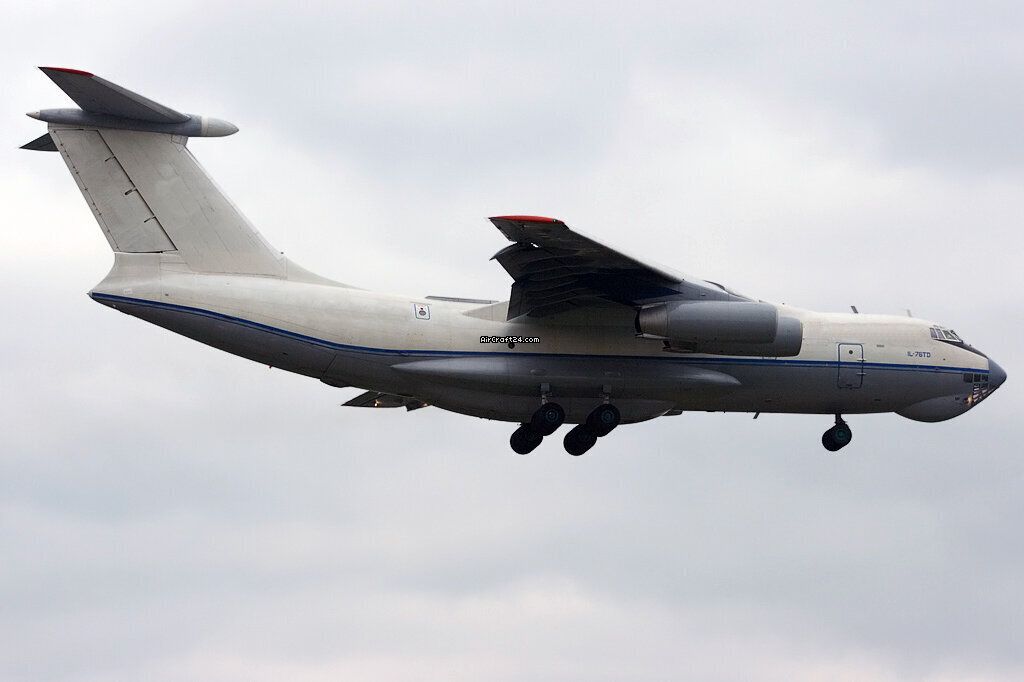 Ilyushin IL-76TD, fotografía 2 de 11