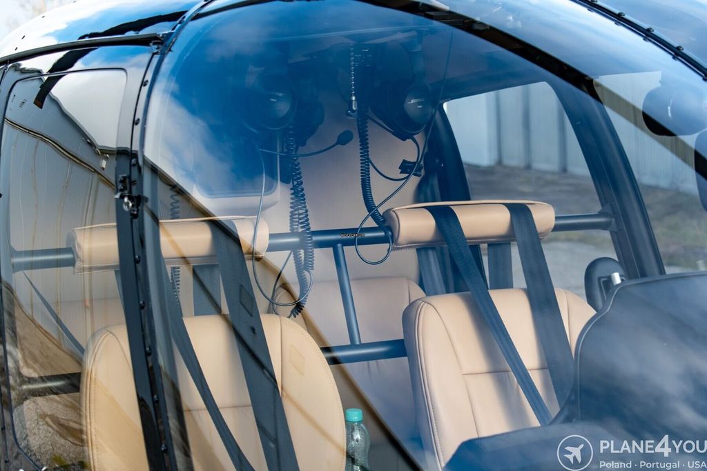 Robinson R44, fotografía 7 de 20