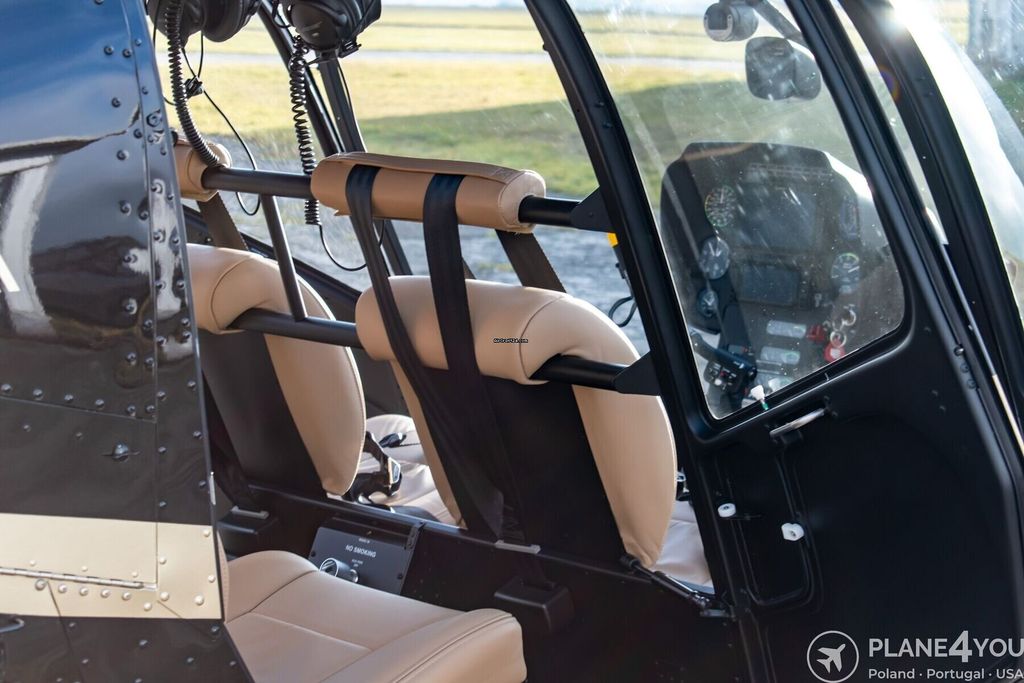 Robinson R44, fotografía 15 de 20