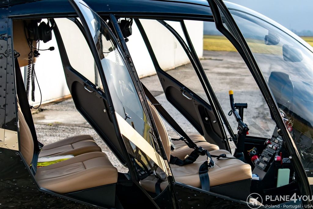 Robinson R44, fotografía 16 de 20
