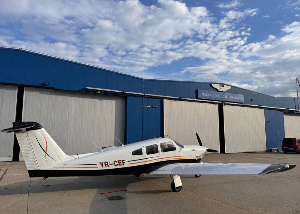 Piper PA-28, fotografía 2 de 8