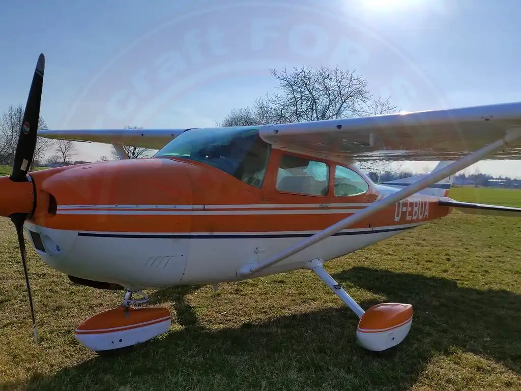 Cessna 182, fotografía 3 de 11