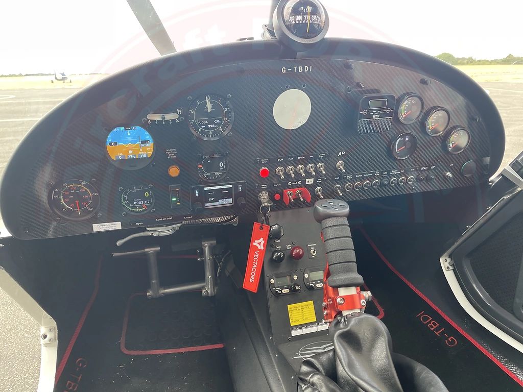 Comco Ikarus C42 525kg MTOW, fotografía 4 de 7