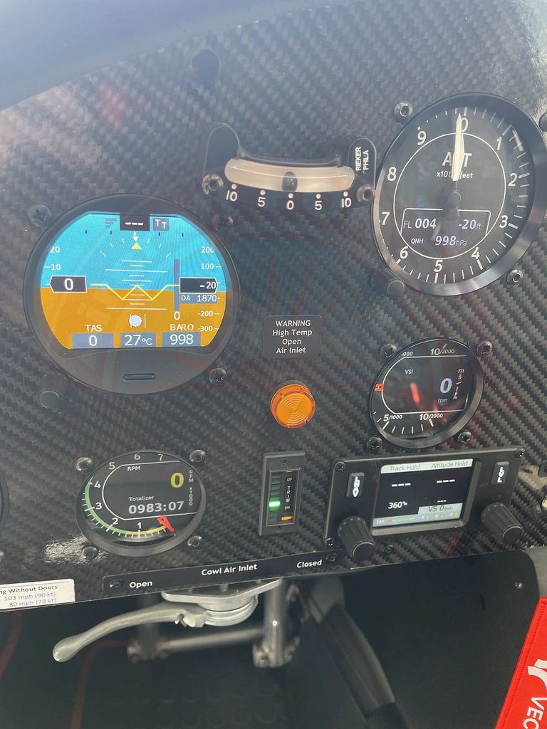 Comco Ikarus C42 525kg MTOW, fotografía 6 de 7