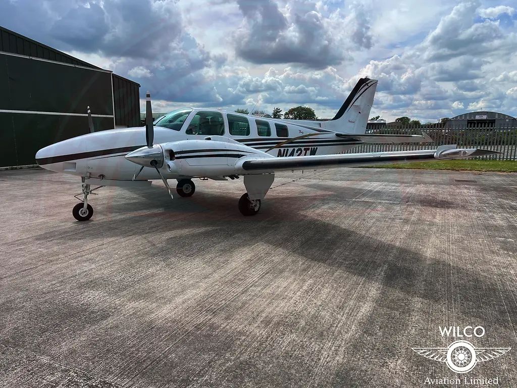 Raytheon BE58 Baron, fotografía 2 de 68