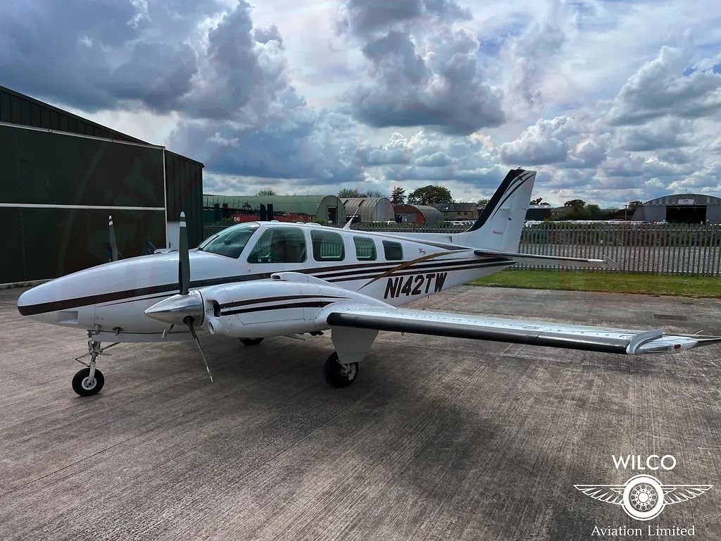 Raytheon BE58 Baron, fotografía 5 de 68