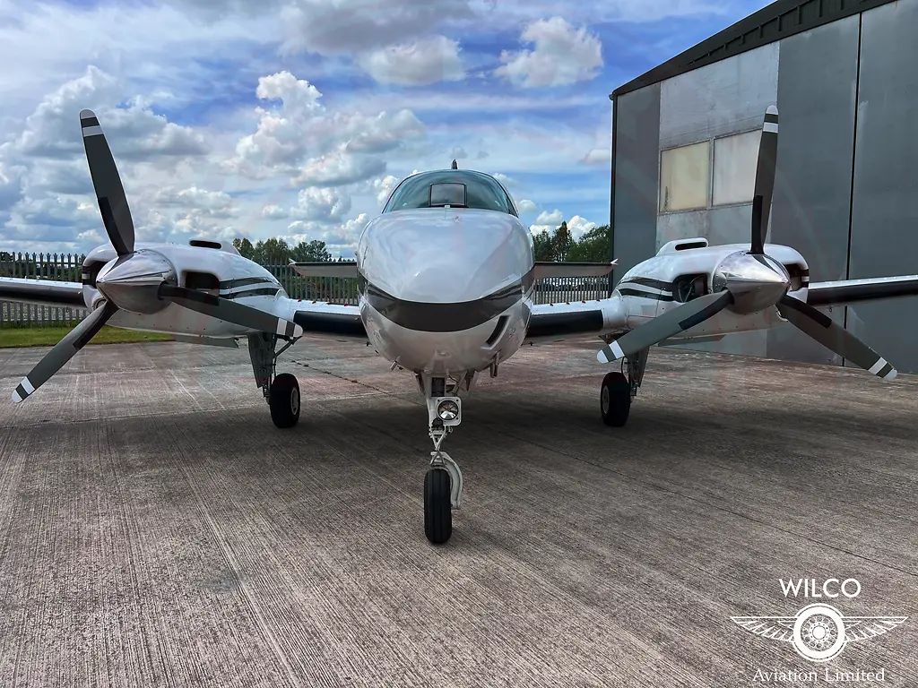 Raytheon BE58 Baron, fotografía 7 de 68