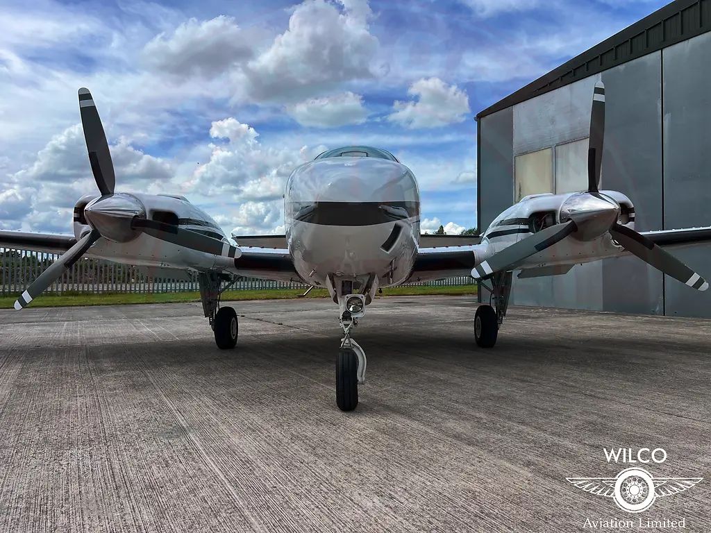Raytheon BE58 Baron, fotografía 8 de 68