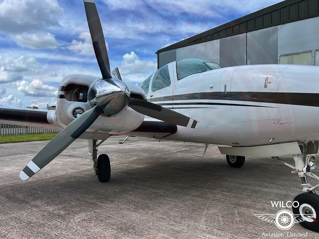Raytheon BE58 Baron, fotografía 9 de 68