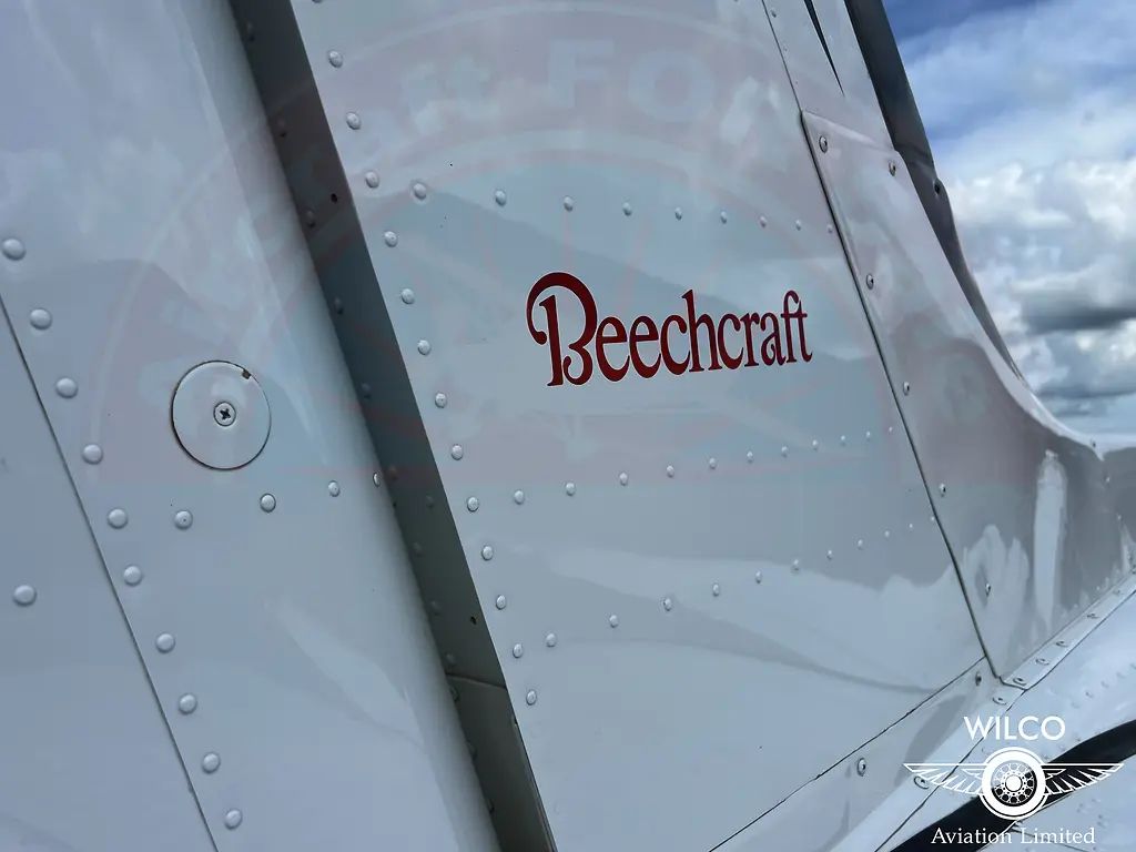 Raytheon BE58 Baron, fotografía 17 de 68