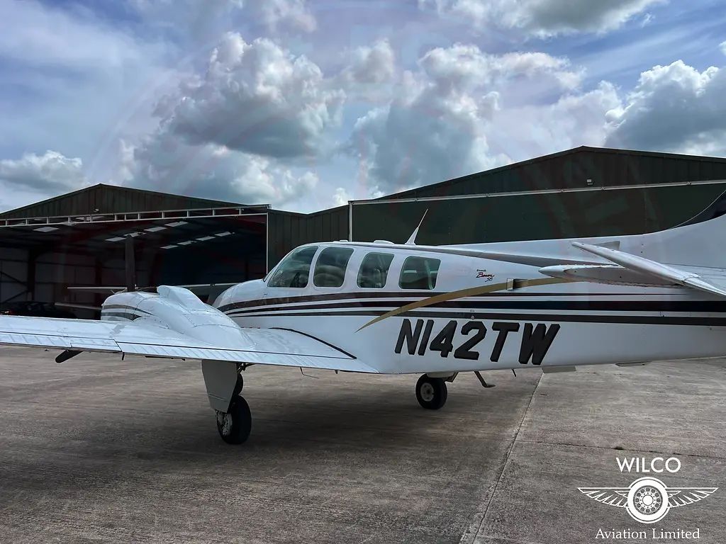 Raytheon BE58 Baron, fotografía 19 de 68