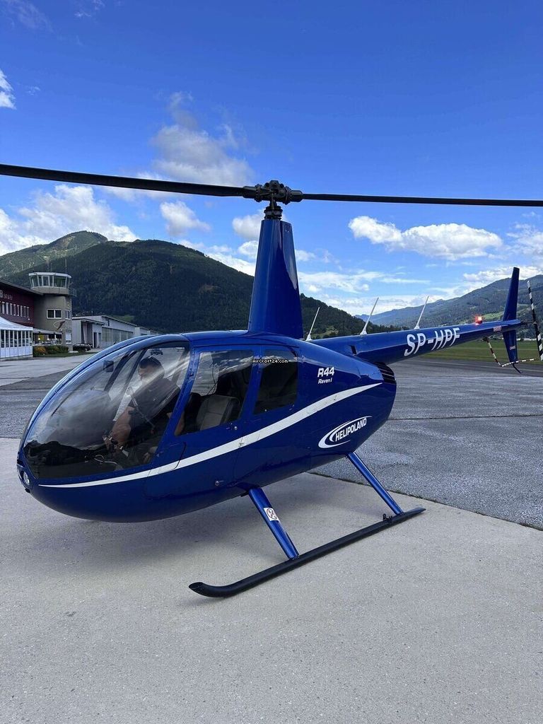Robinson R44, fotografía 3 de 8