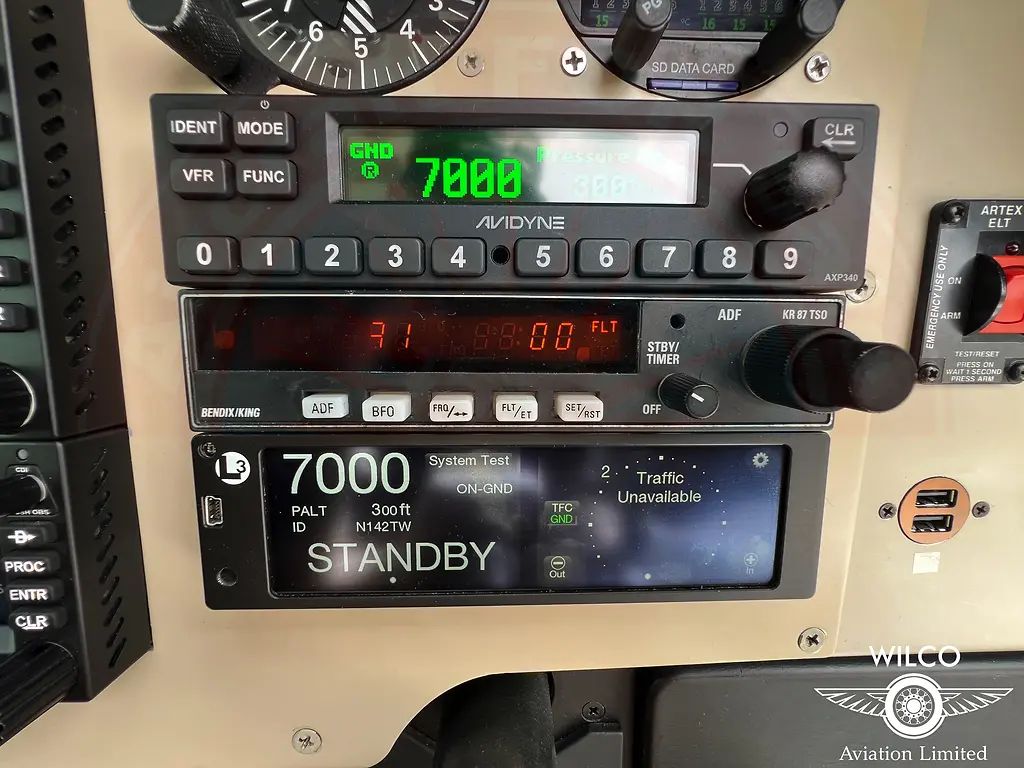 Raytheon BE58 Baron, fotografía 49 de 68